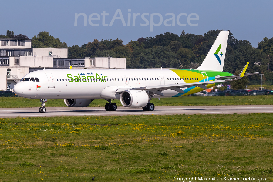 Salam Air Airbus A321-253NX (A4O-OXA) | Photo 521037