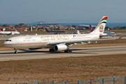 Etihad Airways Airbus A330-343X (A6-AFD) at  Istanbul - Ataturk, Turkey