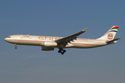 Etihad Airways Airbus A330-343X (A6-AFE) at  Paris - Charles de Gaulle (Roissy), France