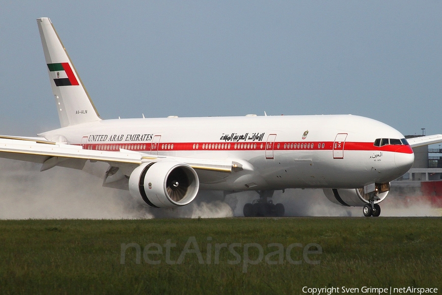 United Arab Emirates Government (Abu Dhabi) Boeing 777-2AN(ER) (A6-ALN) | Photo 9519