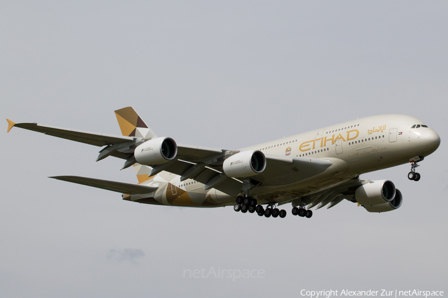 Etihad Airways Airbus A380-861 (A6-APA) | Photo 88558