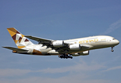 Etihad Airways Airbus A380-861 (A6-APB) at  London - Heathrow, United Kingdom