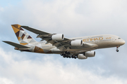 Etihad Airways Airbus A380-861 (A6-APB) at  London - Heathrow, United Kingdom