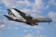 Etihad Airways Airbus A380-861 (A6-APD) at  London - Heathrow, United Kingdom