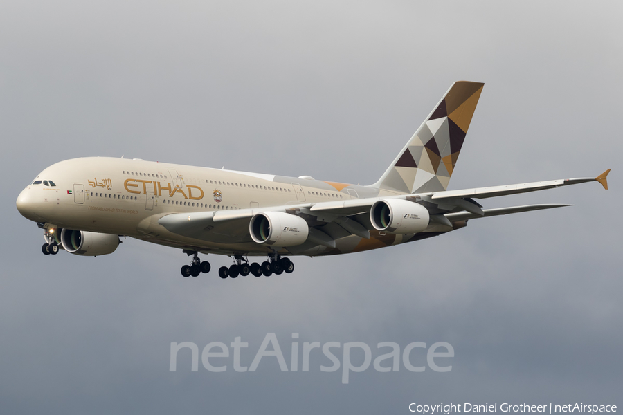 Etihad Airways Airbus A380-861 (A6-APD) | Photo 186767