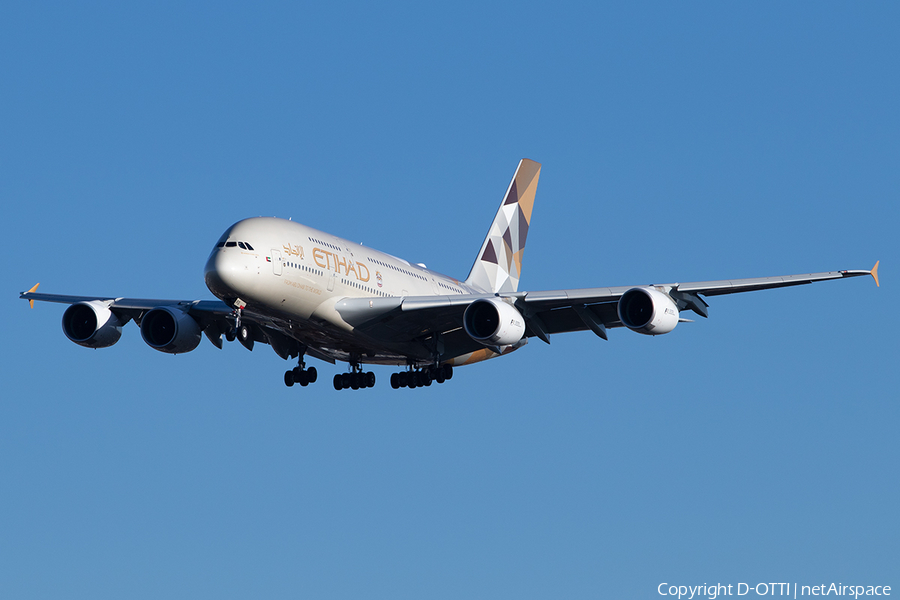 Etihad Airways Airbus A380-861 (A6-APD) | Photo 525024