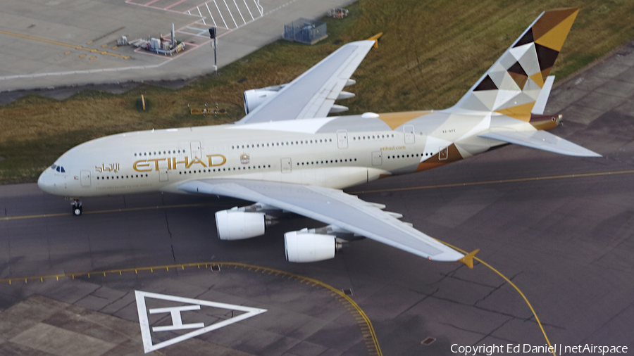 Etihad Airways Airbus A380-861 (A6-APE) | Photo 342850