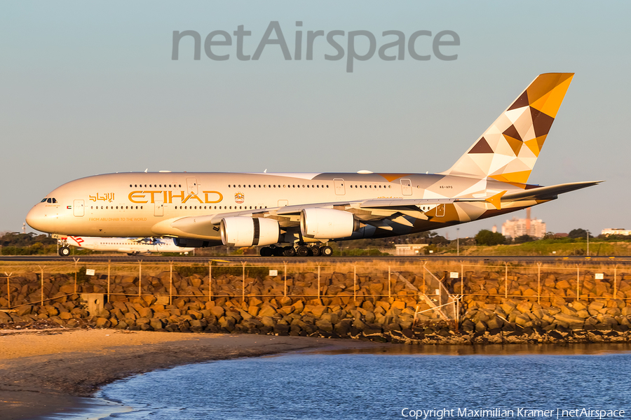 Etihad Airways Airbus A380-861 (A6-APG) | Photo 390331