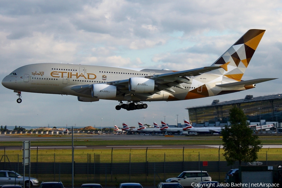 Etihad Airways Airbus A380-861 (A6-APH) | Photo 187342
