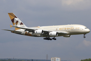 Etihad Airways Airbus A380-861 (A6-API) at  London - Heathrow, United Kingdom