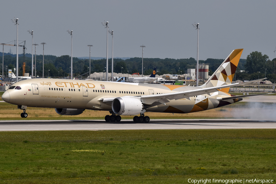 Etihad Airways Boeing 787-9 Dreamliner (A6-BLA) | Photo 423027