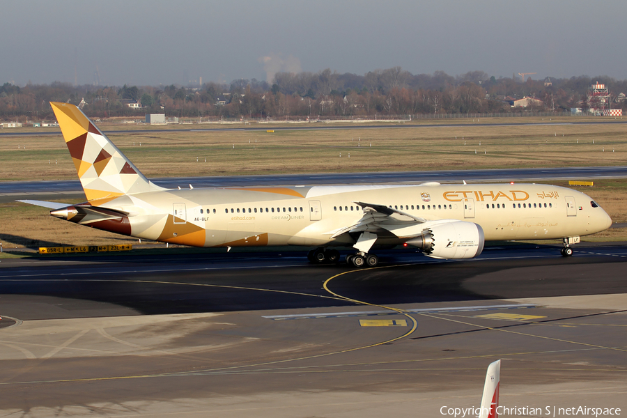 Etihad Airways Boeing 787-9 Dreamliner (A6-BLF) | Photo 133975