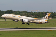 Etihad Airways Boeing 787-9 Dreamliner (A6-BLF) at  Dusseldorf - International, Germany