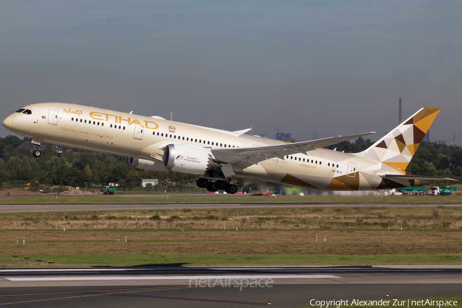 Etihad Airways Boeing 787-9 Dreamliner (A6-BLG) | Photo 122685