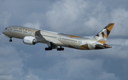 Etihad Airways Boeing 787-9 Dreamliner (A6-BLH) at  Dusseldorf - International, Germany