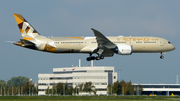 Etihad Airways Boeing 787-9 Dreamliner (A6-BLI) at  Amsterdam - Schiphol, Netherlands