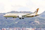 Etihad Airways Boeing 787-9 Dreamliner (A6-BLL) at  Hong Kong - Chek Lap Kok International, Hong Kong