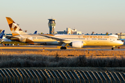 Etihad Airways Boeing 787-9 Dreamliner (A6-BLL) at  Tokyo - Narita International, Japan