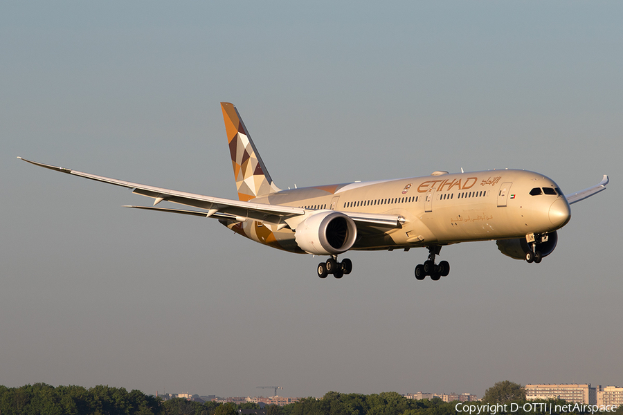 Etihad Airways Boeing 787-9 Dreamliner (A6-BLM) | Photo 323543