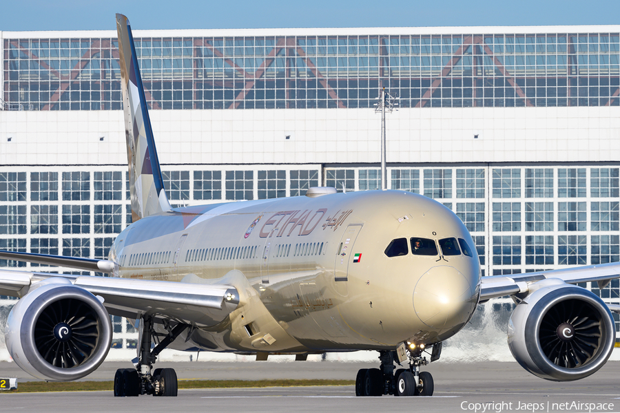 Etihad Airways Boeing 787-9 Dreamliner (A6-BLO) | Photo 537374