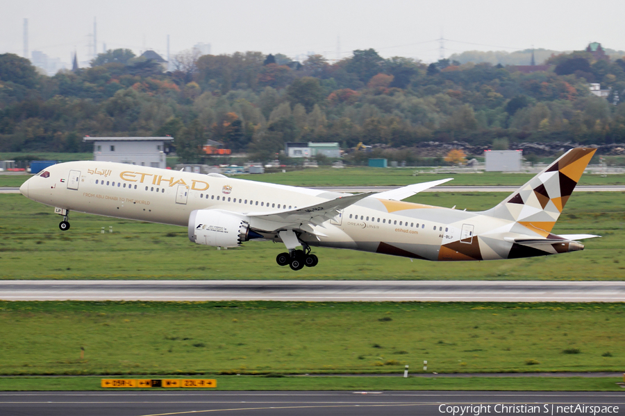 Etihad Airways Boeing 787-9 Dreamliner (A6-BLP) | Photo 193110