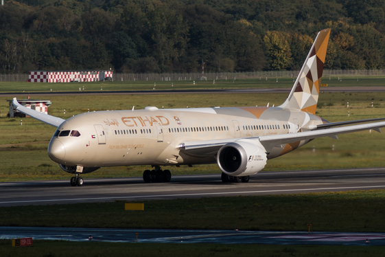 Etihad Airways Boeing 787-9 Dreamliner (A6-BLQ) at  Dusseldorf - International, Germany