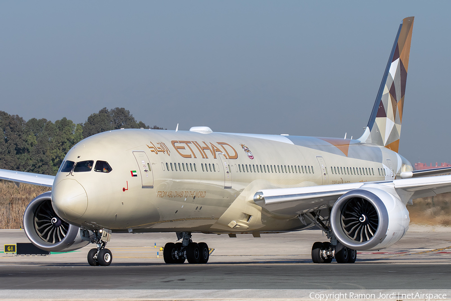 Etihad Airways Boeing 787-9 Dreamliner (A6-BLW) | Photo 298151