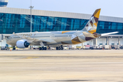 Etihad Airways Boeing 787-9 Dreamliner (A6-BLW) at  Jakarta - Soekarno-Hatta International, Indonesia