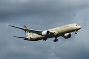 Etihad Airways Boeing 787-10 Dreamliner (A6-BMB) at  Johannesburg - O.R.Tambo International, South Africa