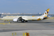 Etihad Airways Boeing 787-10 Dreamliner (A6-BMB) at  Madrid - Barajas, Spain