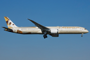 Etihad Airways Boeing 787-10 Dreamliner (A6-BMC) at  London - Heathrow, United Kingdom