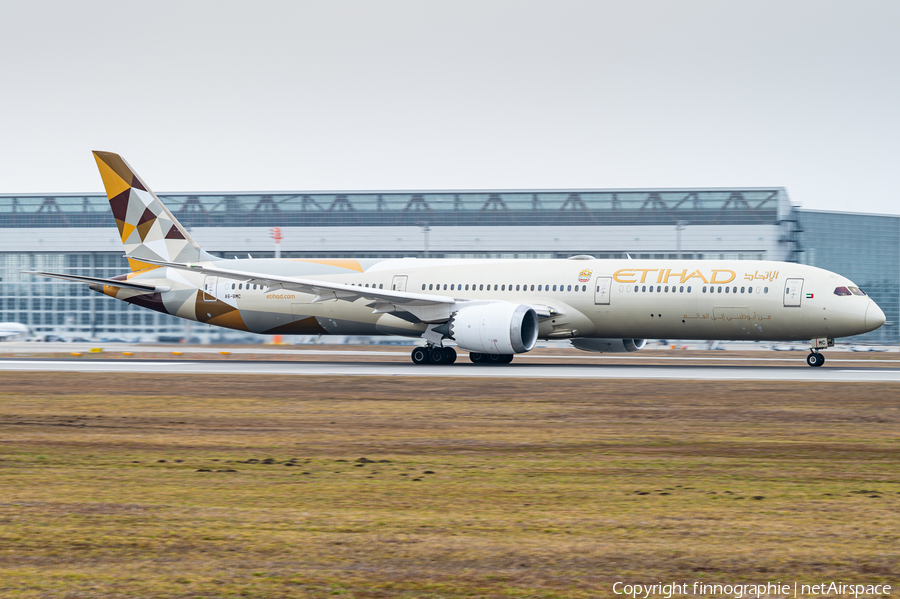 Etihad Airways Boeing 787-10 Dreamliner (A6-BMC) | Photo 681263