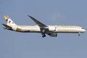 Etihad Airways Boeing 787-10 Dreamliner (A6-BMD) at  Singapore - Changi, Singapore