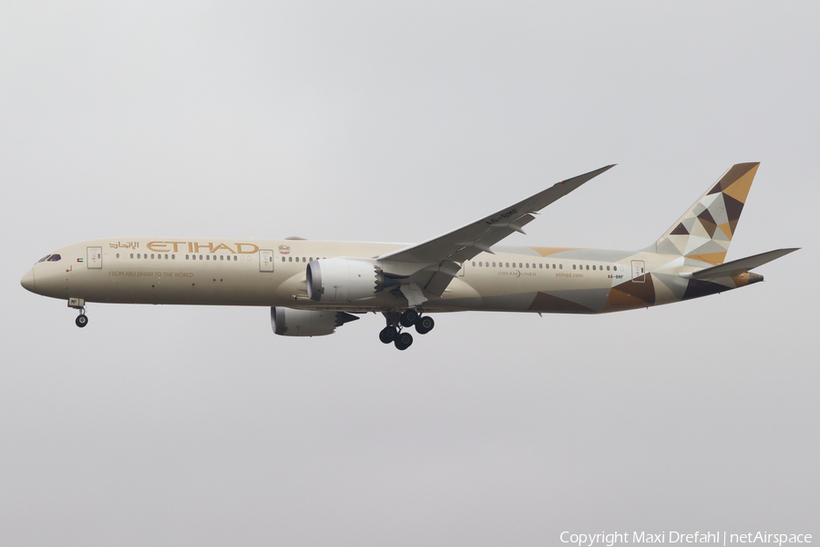 Etihad Airways Boeing 787-10 Dreamliner (A6-BMF) | Photo 489009