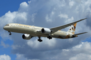 Etihad Airways Boeing 787-10 Dreamliner (A6-BMG) at  London - Heathrow, United Kingdom