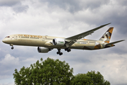 Etihad Airways Boeing 787-10 Dreamliner (A6-BMI) at  London - Heathrow, United Kingdom