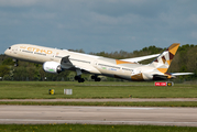 Etihad Airways Boeing 787-10 Dreamliner (A6-BMI) at  Manchester - International (Ringway), United Kingdom