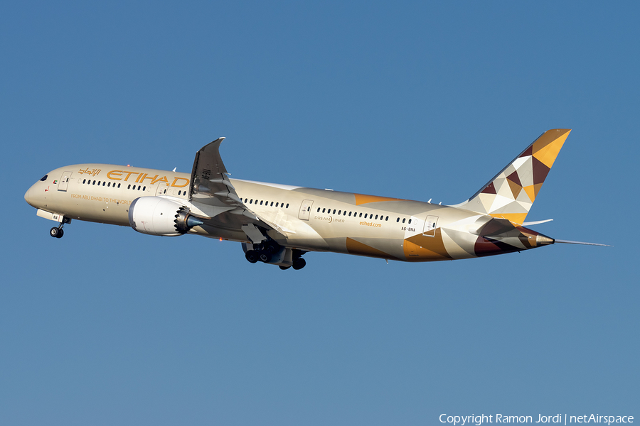 Etihad Airways Boeing 787-9 Dreamliner (A6-BNA) | Photo 368586