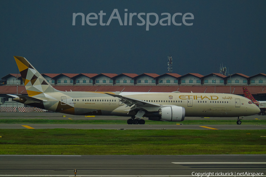 Etihad Airways Boeing 787-9 Dreamliner (A6-BNB) | Photo 550329