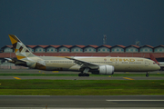 Etihad Airways Boeing 787-9 Dreamliner (A6-BNB) at  Jakarta - Soekarno-Hatta International, Indonesia