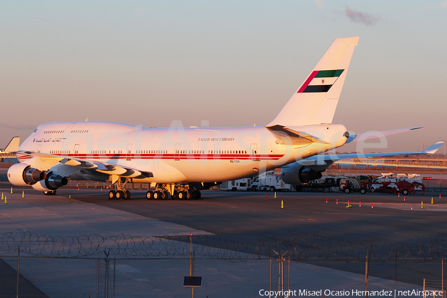 United Arab Emirates Government (Dubai) Boeing 747-433(M) (A6-COM) | Photo 72203