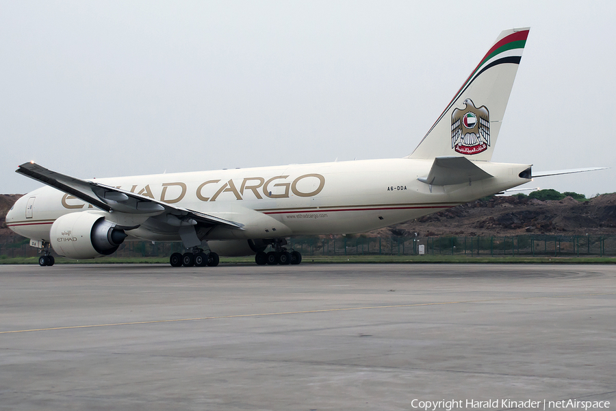 Etihad Cargo Boeing 777-FFX (A6-DDA) | Photo 305947