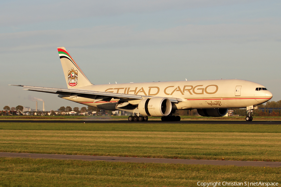 Etihad Cargo Boeing 777-FFX (A6-DDC) | Photo 269679