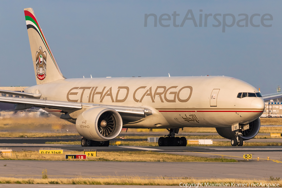 Etihad Cargo Boeing 777-FFX (A6-DDC) | Photo 631210