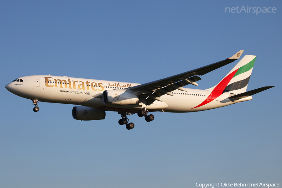Emirates Airbus A330-243 (A6-EAD) | Photo 38520