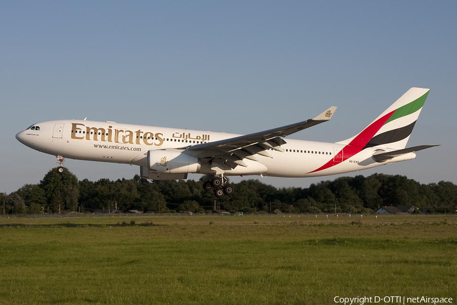 Emirates Airbus A330-243 (A6-EAD) | Photo 389164