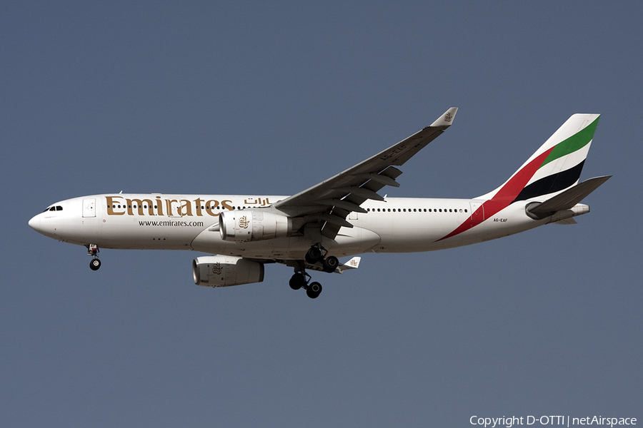 Emirates Airbus A330-243 (A6-EAF) | Photo 285752