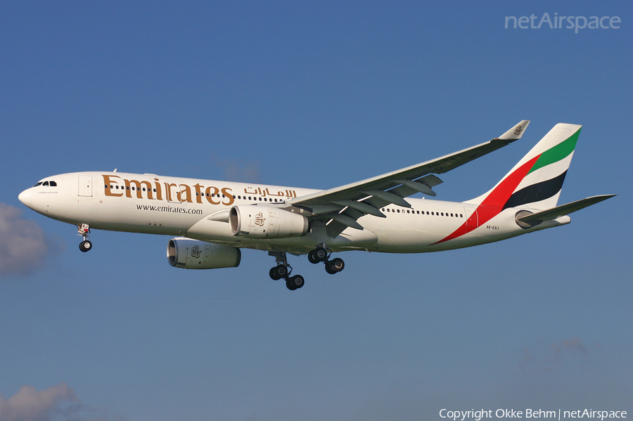 Emirates Airbus A330-243 (A6-EAJ) | Photo 38524