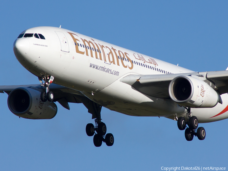 Emirates Airbus A330-243 (A6-EAK) | Photo 7917