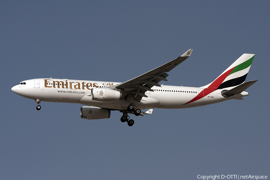 Emirates Airbus A330-243 (A6-EAM) | Photo 285756